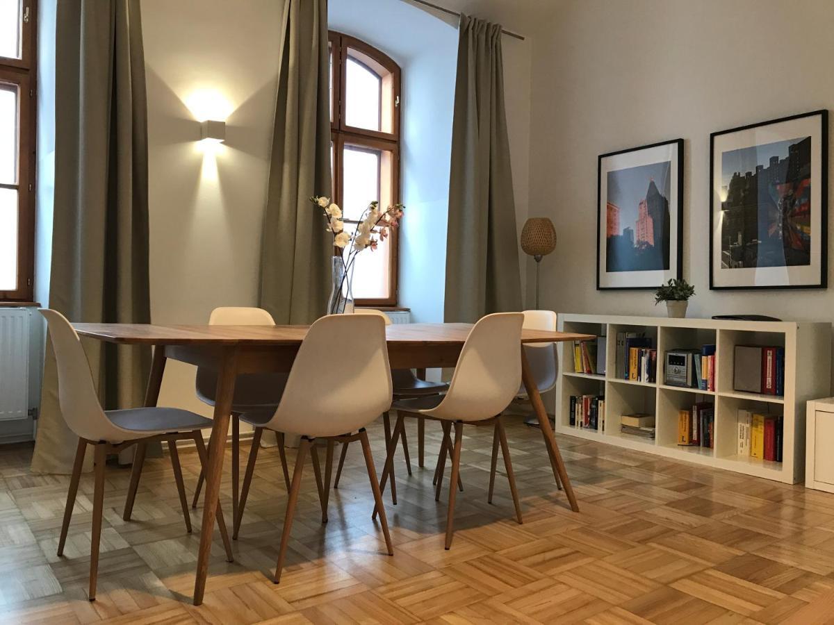Apartament Near Rathaus